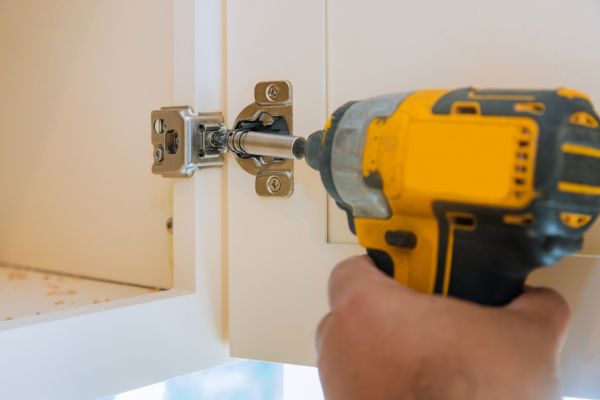 Cupboard Door Hinge Repair in Kyle