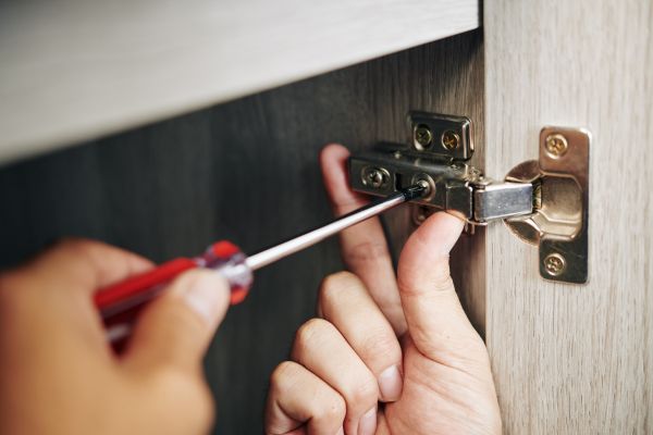 Cabinet Hinge Installation in Kyle
